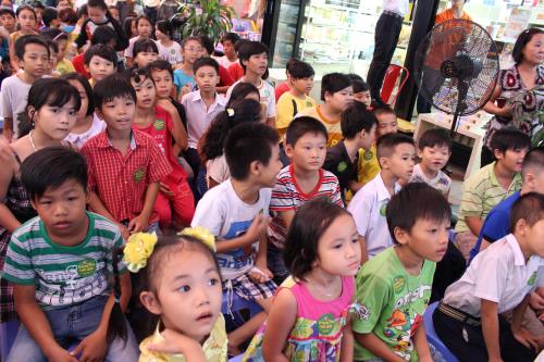 Nhộn nhịp lễ hội Trung Thu ước mơ ảnh 3